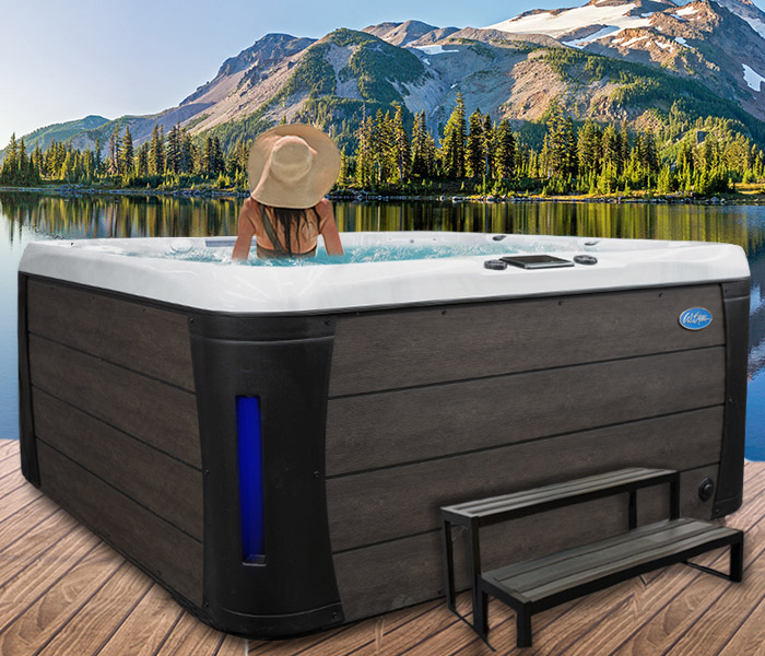 Calspas hot tub being used in a family setting - hot tubs spas for sale Rouyn Noranda